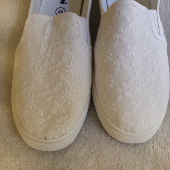 RUBI SHOES | White Holly Slip On - Picture 6 of 6